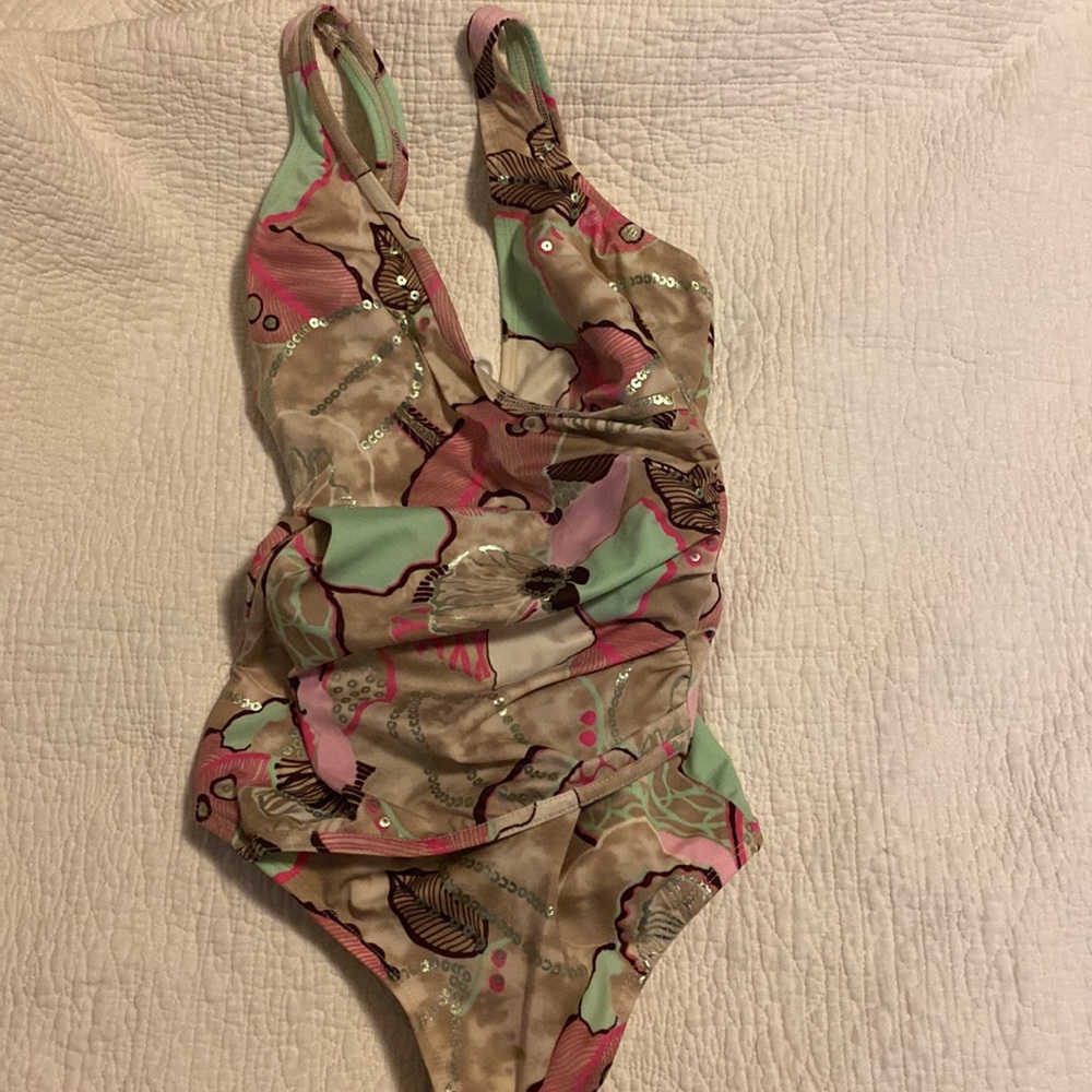 Tara Grinna One-piece previously loved swimsuit